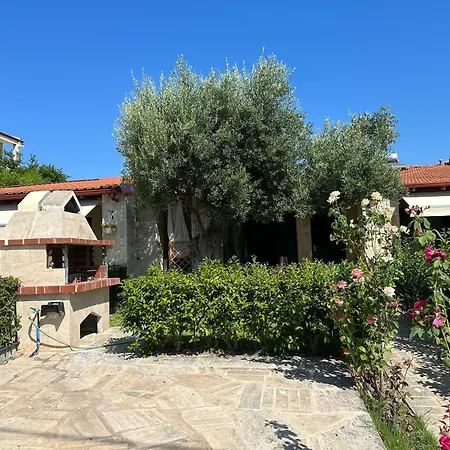 Oikia Deligianni Holiday home *