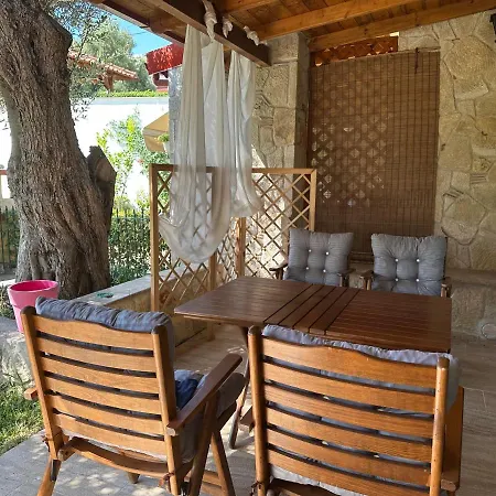 Nyaraló Oikia Deligianni *