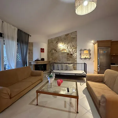 Holiday home Oikia Deligianni